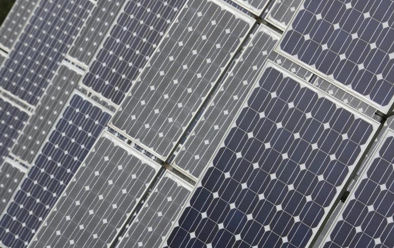 JinkoSolar ще достави 240 МВт соларни панели за проект във Виетнам