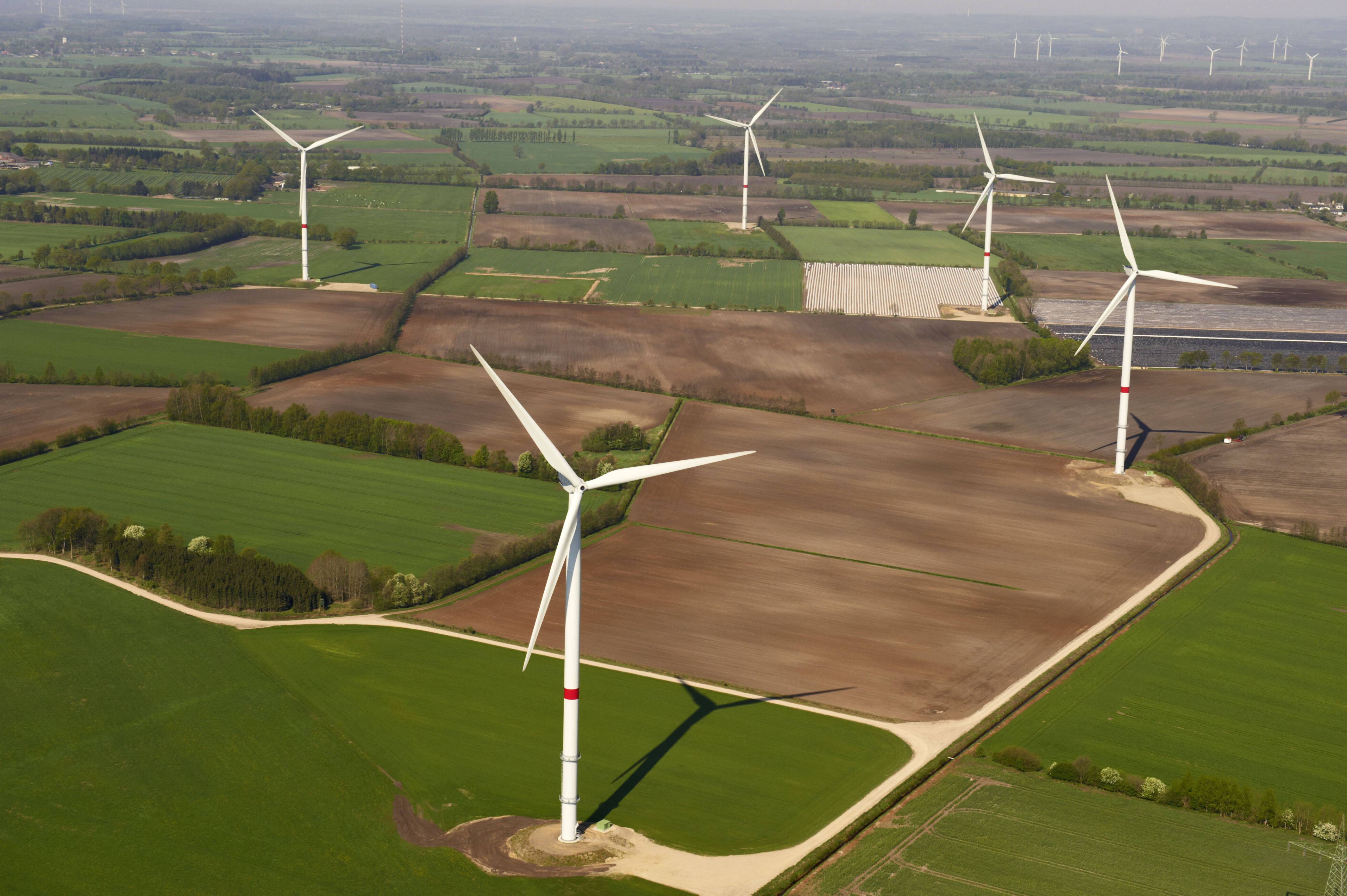 Вятърен търг за 670 МВт стартира в Германия