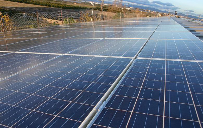 Гръцка компания ще строи испански соларен парк от 300 МВт